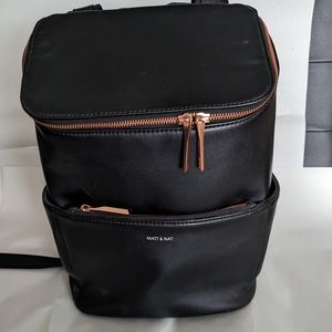 Mat & Nat Backpack with Rose Gold hardware